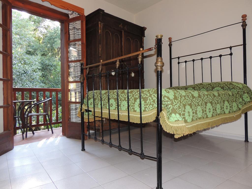 Galini Hotel Kakopetria Quarto foto